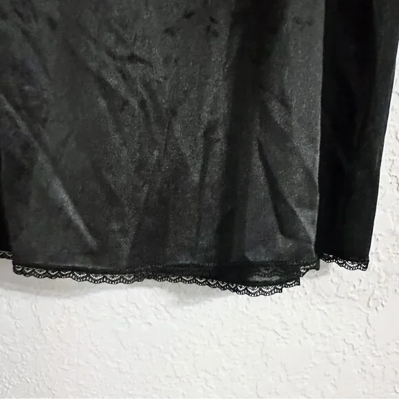 Vintage Black Slip - Picture 2 of 3